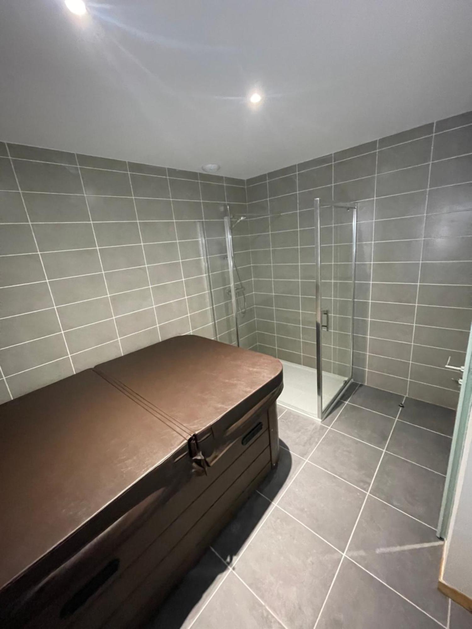 Le Salvador - Appart'Hotel De 18M2 A 44M2 La Talaudiere Kültér fotó