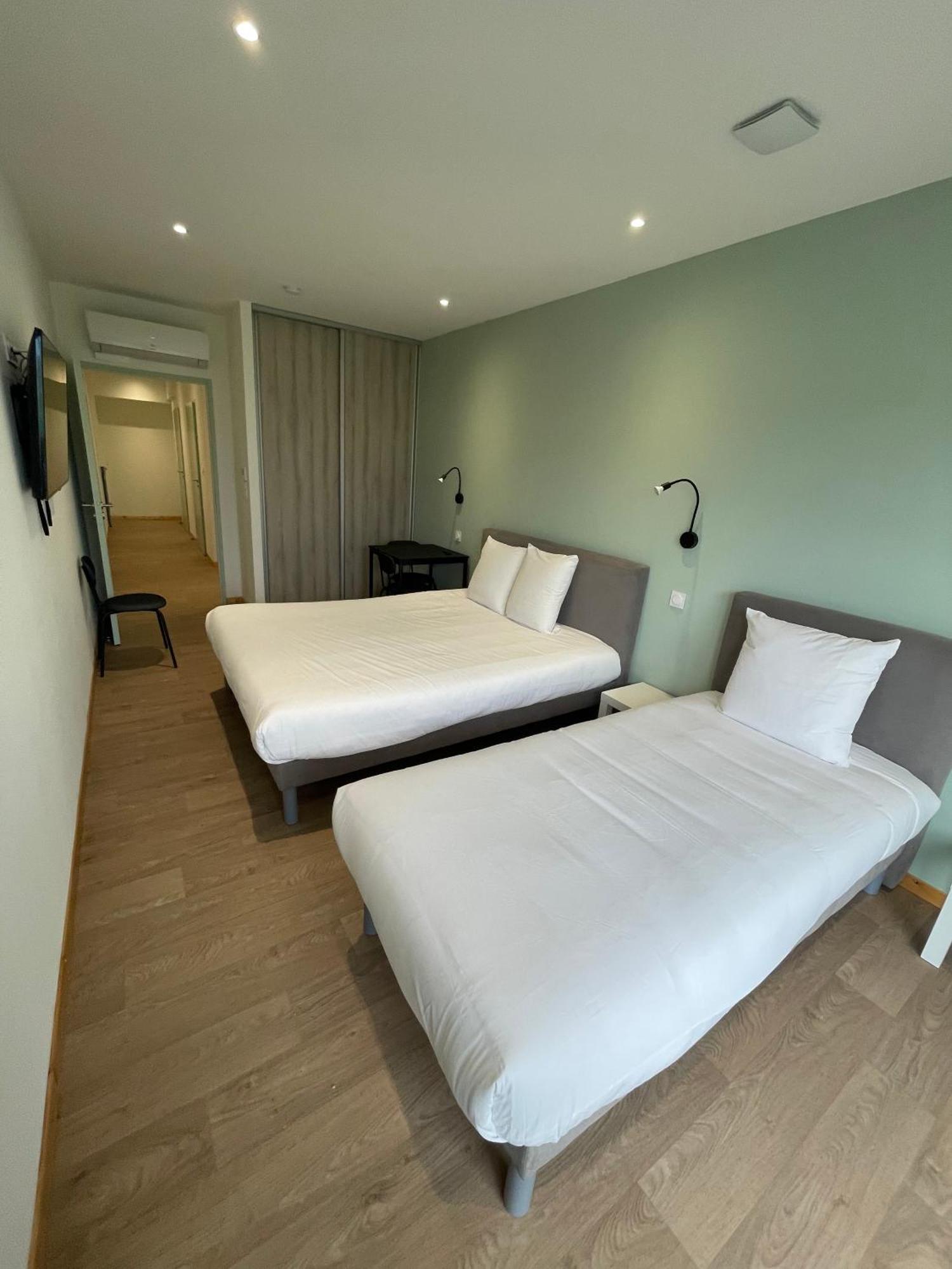 Le Salvador - Appart'Hotel De 18M2 A 44M2 La Talaudiere Kültér fotó